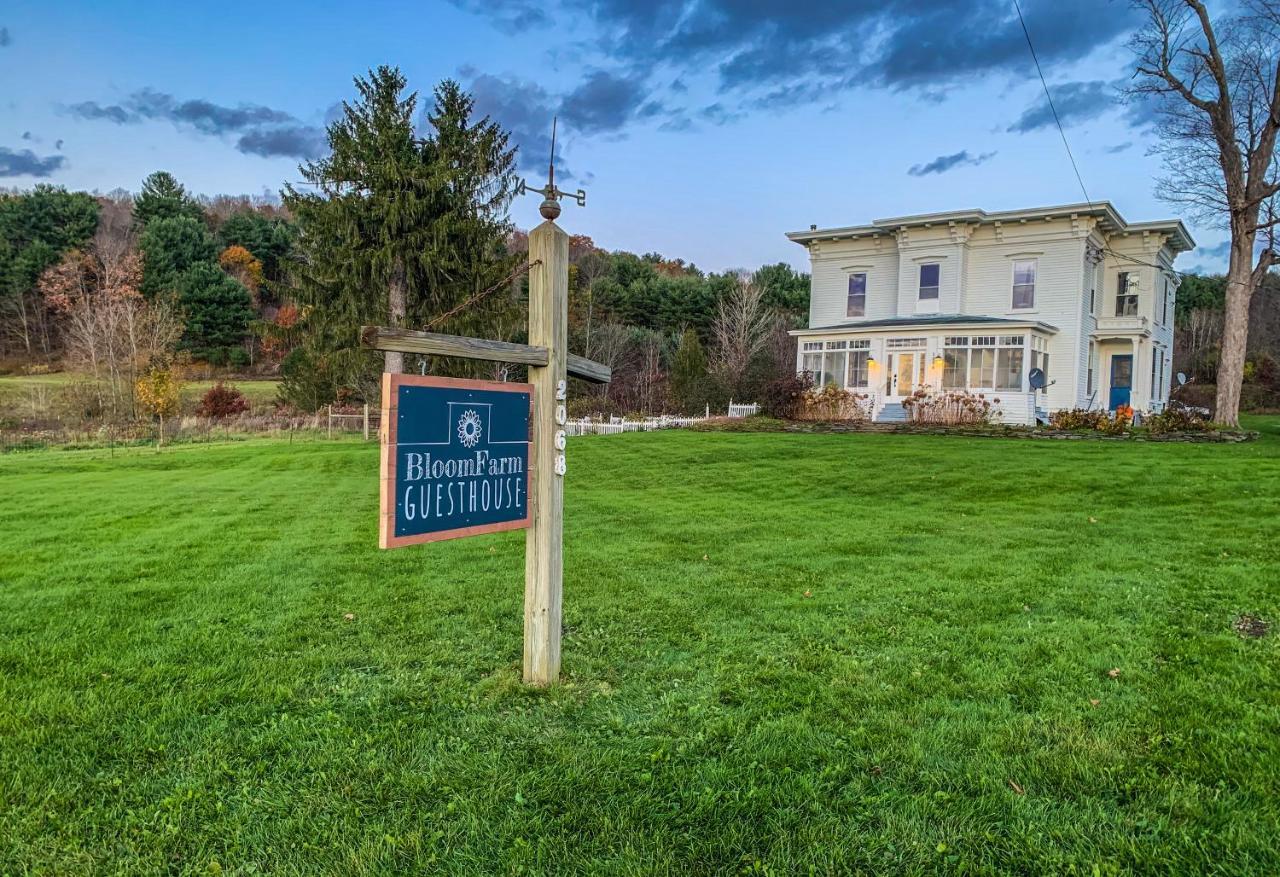 Bloom Farm Guesthouse Mount Vision Luaran gambar